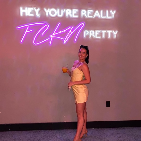 Meet your Posher, Serena - Picture 2 of 2